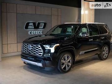 Авто Toyota Sequoia 2023 № 7124824