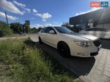 Авто Skoda Superb 2009 № 7125161