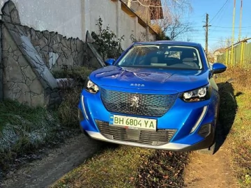 Авто Peugeot E-2008 2021 № 7125704