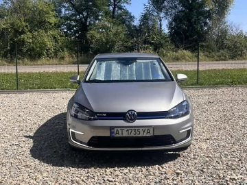 Авто Volkswagen E-Golf 2018 № 7129390