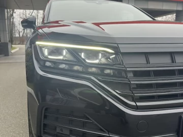 Авто Volkswagen Touareg 2021 № 7130673