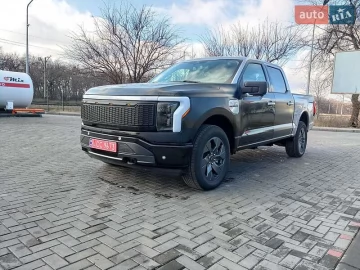 Авто Ford F-150 2023 № 7131284
