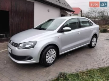 Авто Volkswagen Polo 2011 № 7132915