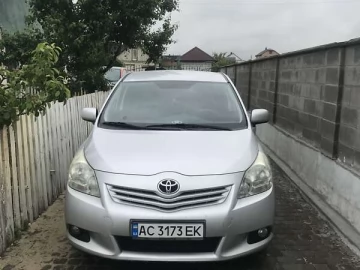 Авто Toyota Verso 2010 № 7134871