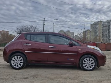 Авто Nissan Leaf 2017 № 7134941