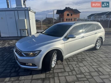 Авто Volkswagen Passat 2017 № 7135291