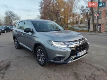 Авто Mitsubishi Outlander 2019 № 7137283