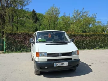 Авто Volkswagen Transporter 2000 № 7137974