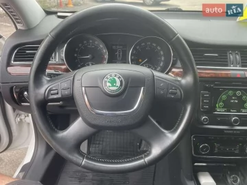 Авто Skoda Superb 2012 № 7138365
