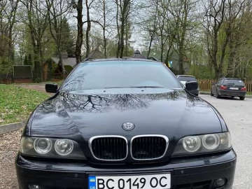 Авто BMW 5 Series 2002 № 7140391