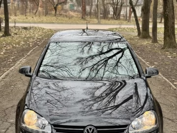 Авто Volkswagen Golf 2005 № 7141872