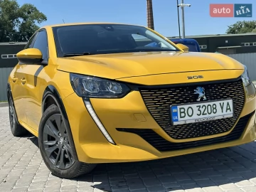 Авто Peugeot E-208 2021 № 7143976