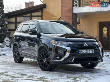 Авто Mitsubishi Outlander 2018 № 7143995