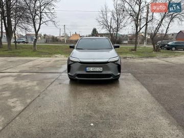 Авто Toyota Bz4X 2023 № 7144063