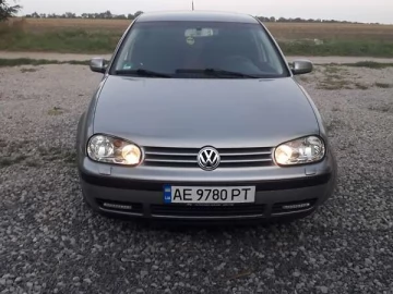Авто Volkswagen Golf 2002 № 7144428