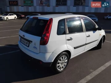 Авто Ford Fiesta 2007 № 7145396