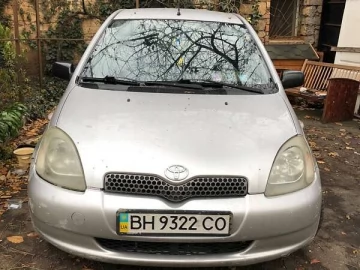 Авто Toyota Yaris 2000 № 7145418