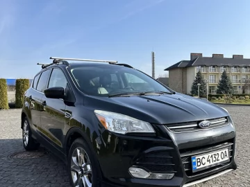 Авто Ford Escape 2014 № 7145895