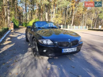 Авто BMW Z4 2004 № 7145963