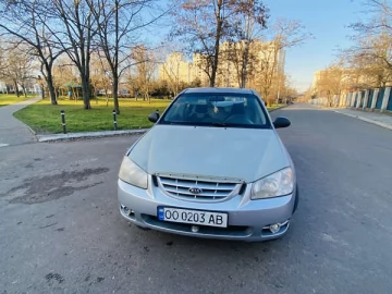 Авто KIA Cerato 2004 № 7148033