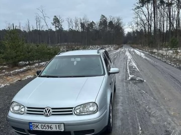 Авто Volkswagen Golf 2004 № 7148125