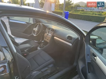 Авто Volkswagen Golf 2010 № 7148366