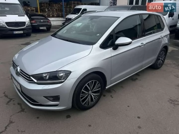 Авто Volkswagen Golf Sportsvan 2017 № 7148917