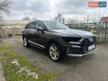 Авто Audi Q7 2022 № 7149892