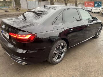 Авто Audi A4 2022 № 7149929