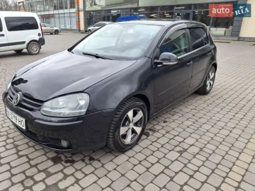 Авто Volkswagen Golf 2004 № 7150338