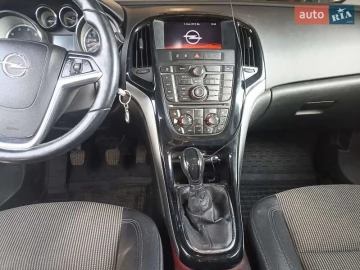 Авто Opel Astra 2015 № 7150840