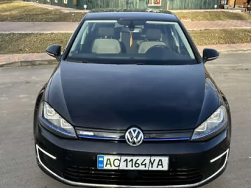Авто Volkswagen E-Golf 2015 № 7151189