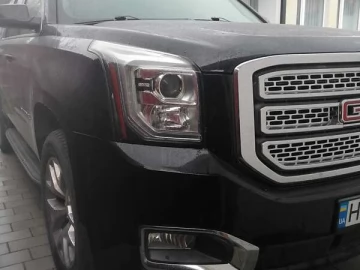 Авто GMC Yukon 2017 № 7152151