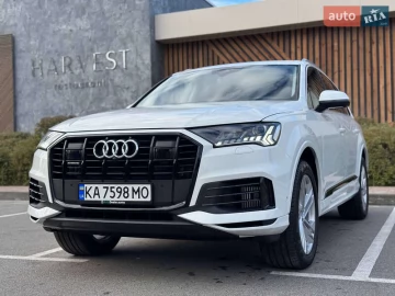 Авто Audi Q7 2022 № 7152199