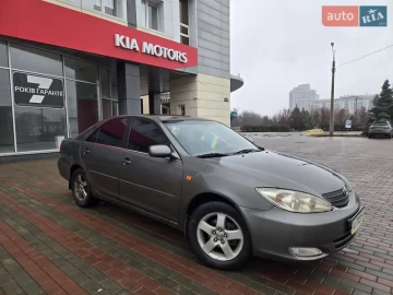 Авто Toyota Camry 2003 № 7154154