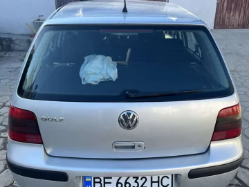 Авто Volkswagen Golf 2000 № 7154173
