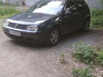 Авто Volkswagen Golf 2002 № 7154232