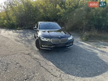 Авто BMW 7 Series 2017 № 7155423
