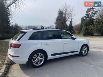 Авто Audi Q7 2016 № 7155432