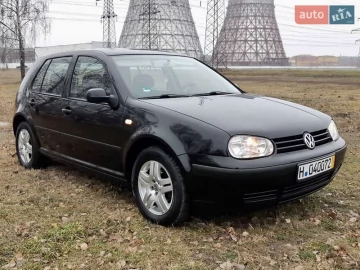 Авто Volkswagen Golf 2000 № 7159170