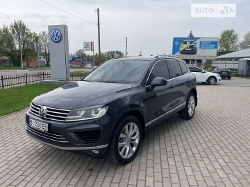 Авто Volkswagen Touareg 2015 № 7159908