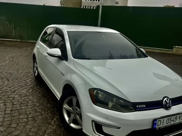 Авто Volkswagen E-Golf 2014 № 7160172