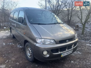 Авто Hyundai H 200 2000 № 7160937