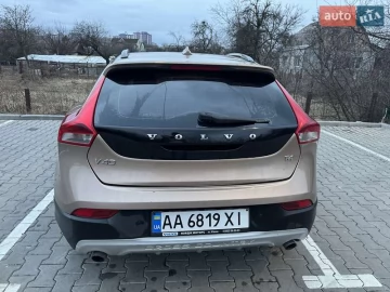 Авто Volvo V40 Cross Country 2013 № 7161509