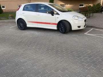 Авто Fiat Grande Punto 2010 № 7162001