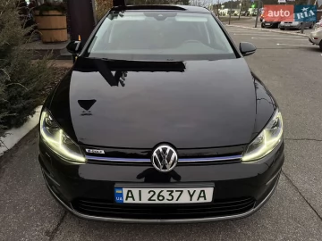 Авто Volkswagen E-Golf 2018 № 7162699