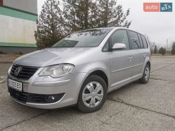 Авто Volkswagen Touran 2007 № 7163340
