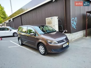 Авто Volkswagen Touran 2014 № 7164142