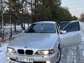 Авто BMW 5 Series 2001 № 7164918