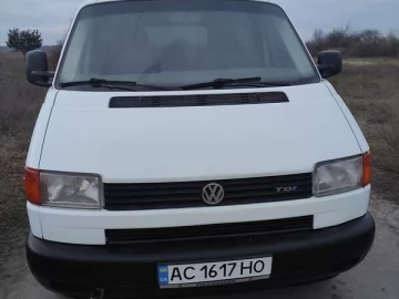 Авто Volkswagen Transporter 2000 № 7165328
